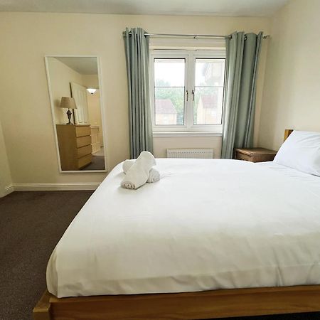 Glasgow Central - Entire House - Free Parking , Free Super Fast Wifi , Private Garden & Parking Security Exteriér fotografie