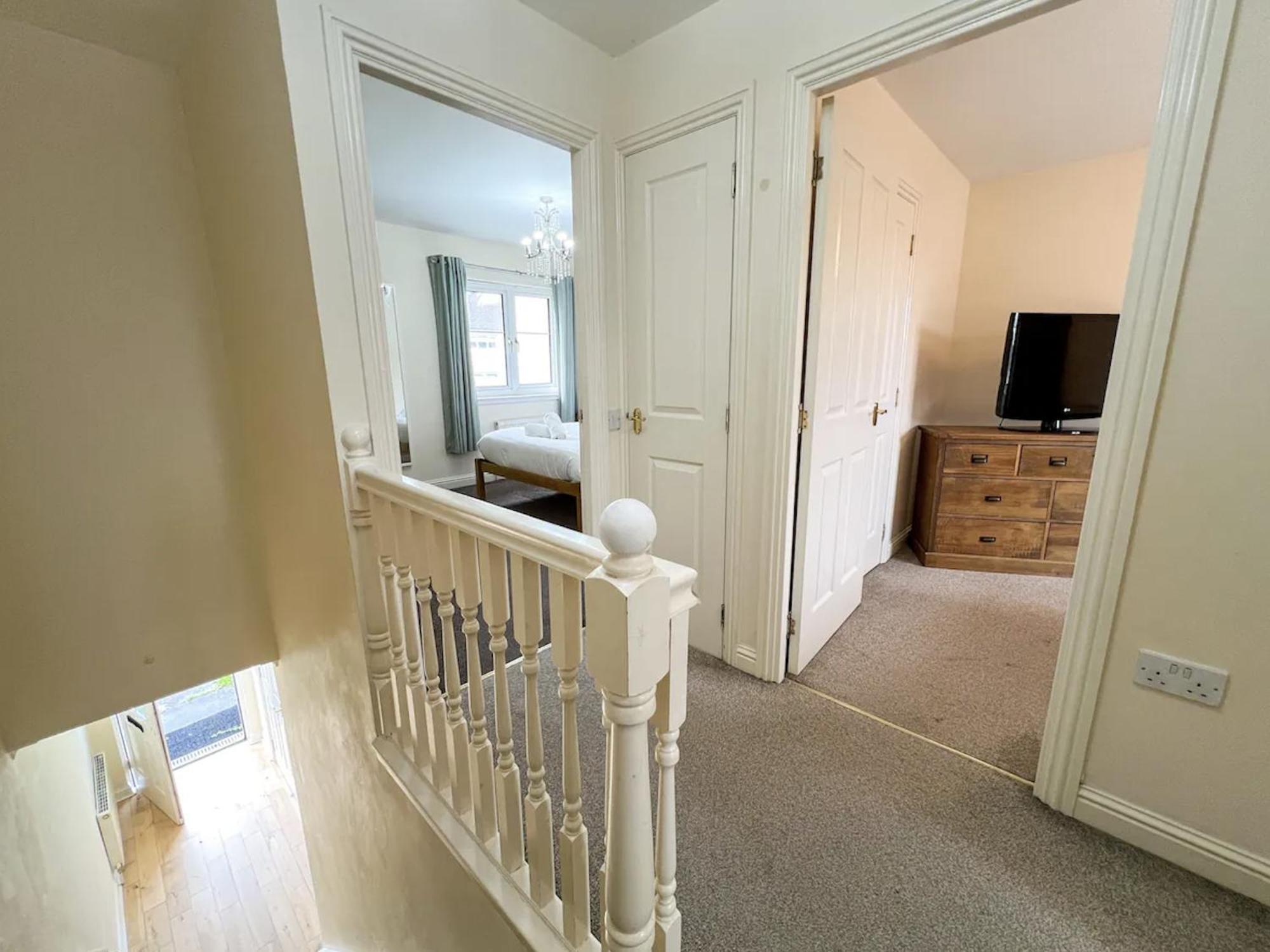 Glasgow Central - Entire House - Free Parking , Free Super Fast Wifi , Private Garden & Parking Security Exteriér fotografie