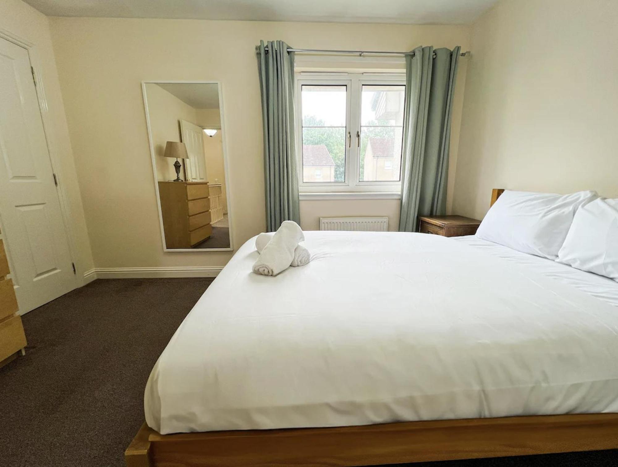 Glasgow Central - Entire House - Free Parking , Free Super Fast Wifi , Private Garden & Parking Security Exteriér fotografie